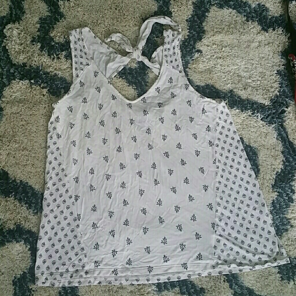 Old Navy floral tank